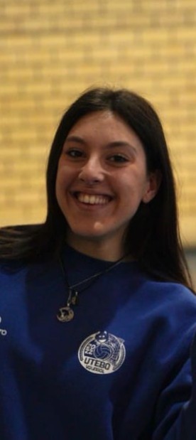 ALMUDENA BELEN VAN PETEGHEM NIEVA