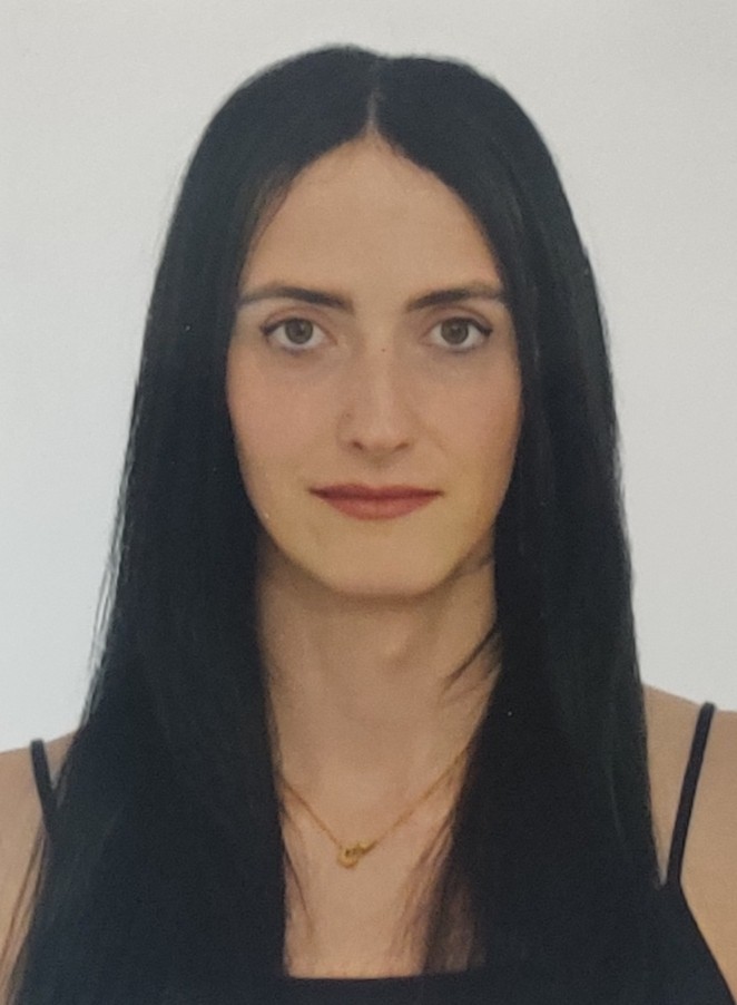 VANIA FERRER ESTEBAN
