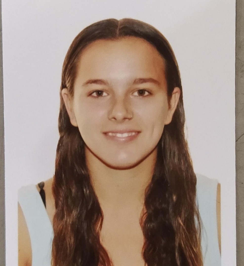 XÈNIA PAREDES PI