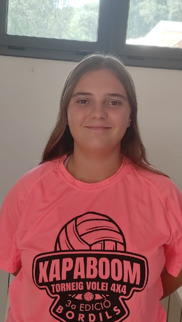 JULIA SAMPERE LINARES
