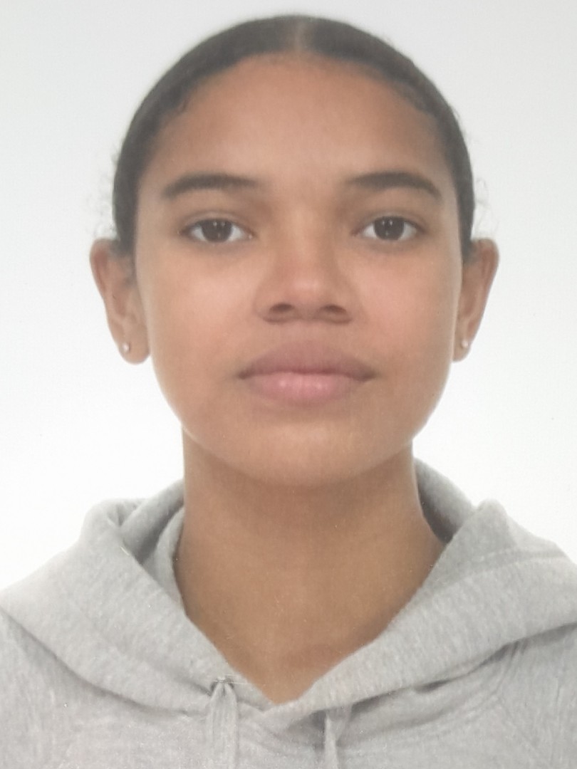 ISABELLA MENA SALCEDO