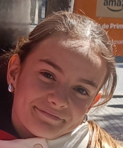 CLAUDIA MORENO MEDINA