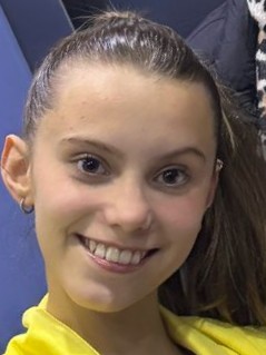 VICTÒRIA ARENAS VILÀ