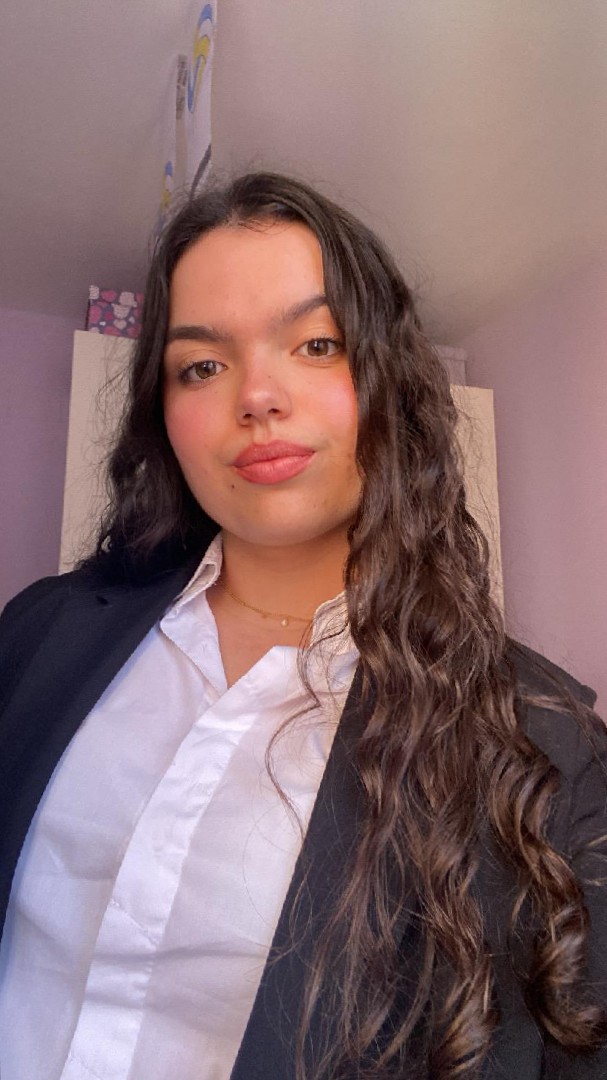 AINA LOPEZ MARTIN