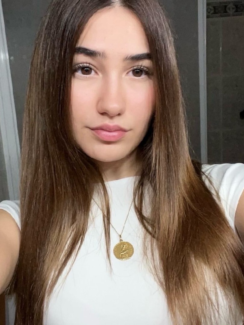 JULIA MUNTANE ALMAZAN