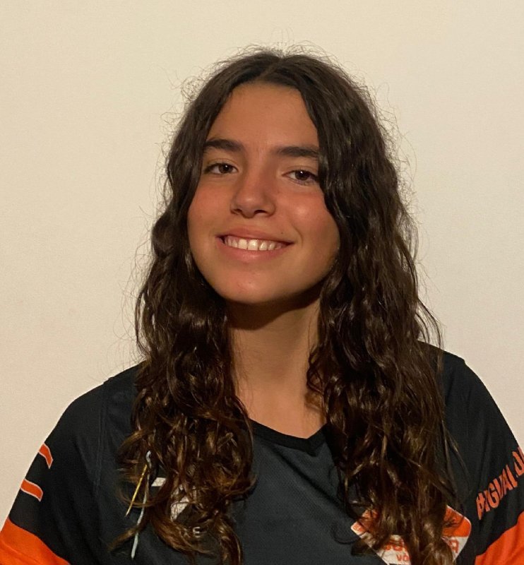 AINA PARES NAVARRETE