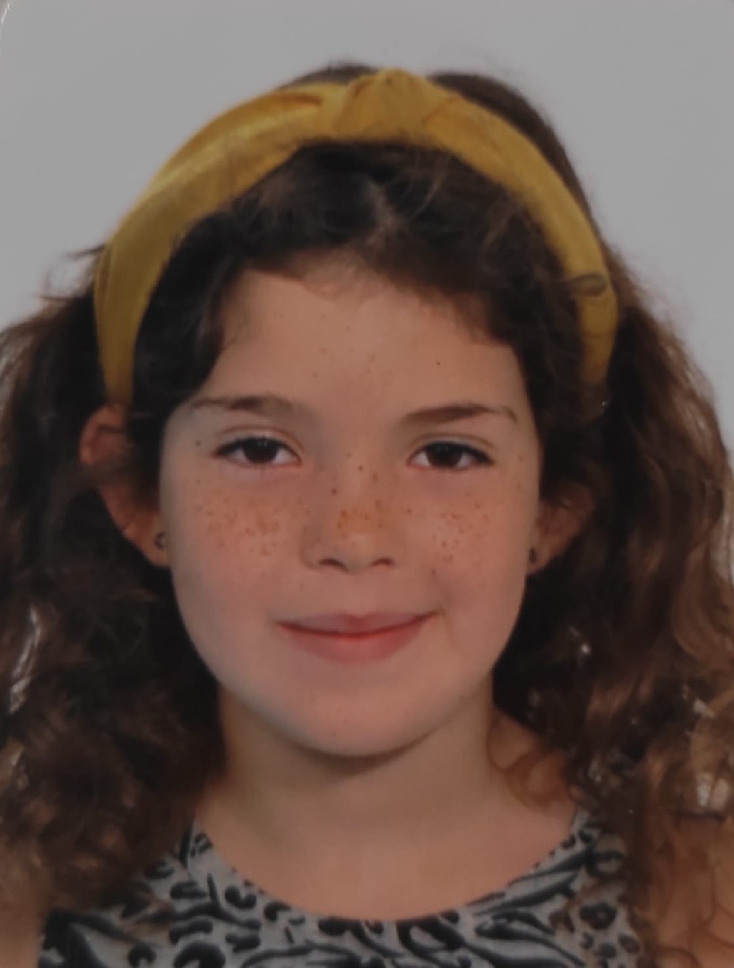 TANIA TORRUBIA GONZALEZ