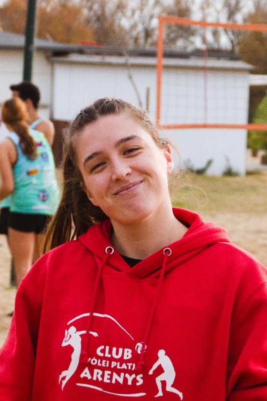 LAURA BUJAN GONZALEZ