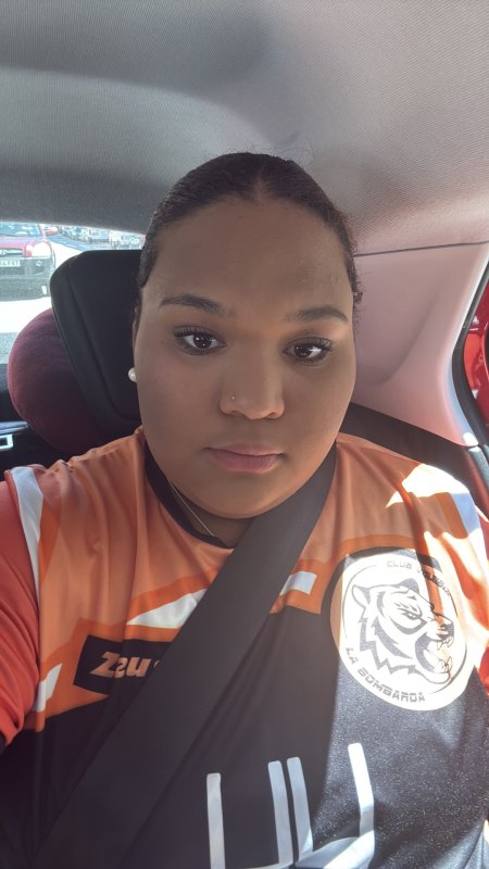 IVANA ANDREA NAGLES PEREZ