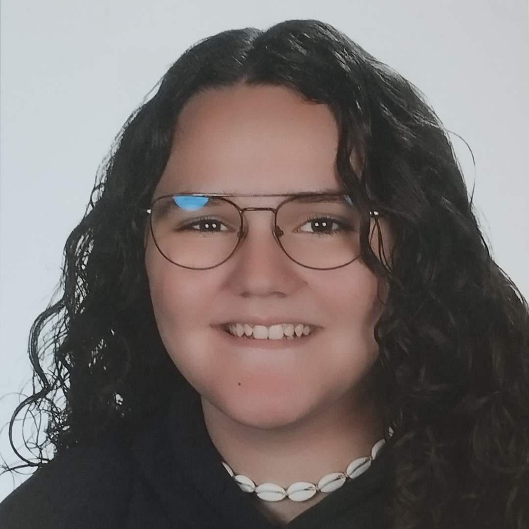 SILVIA MARTIN FRESNEDA
