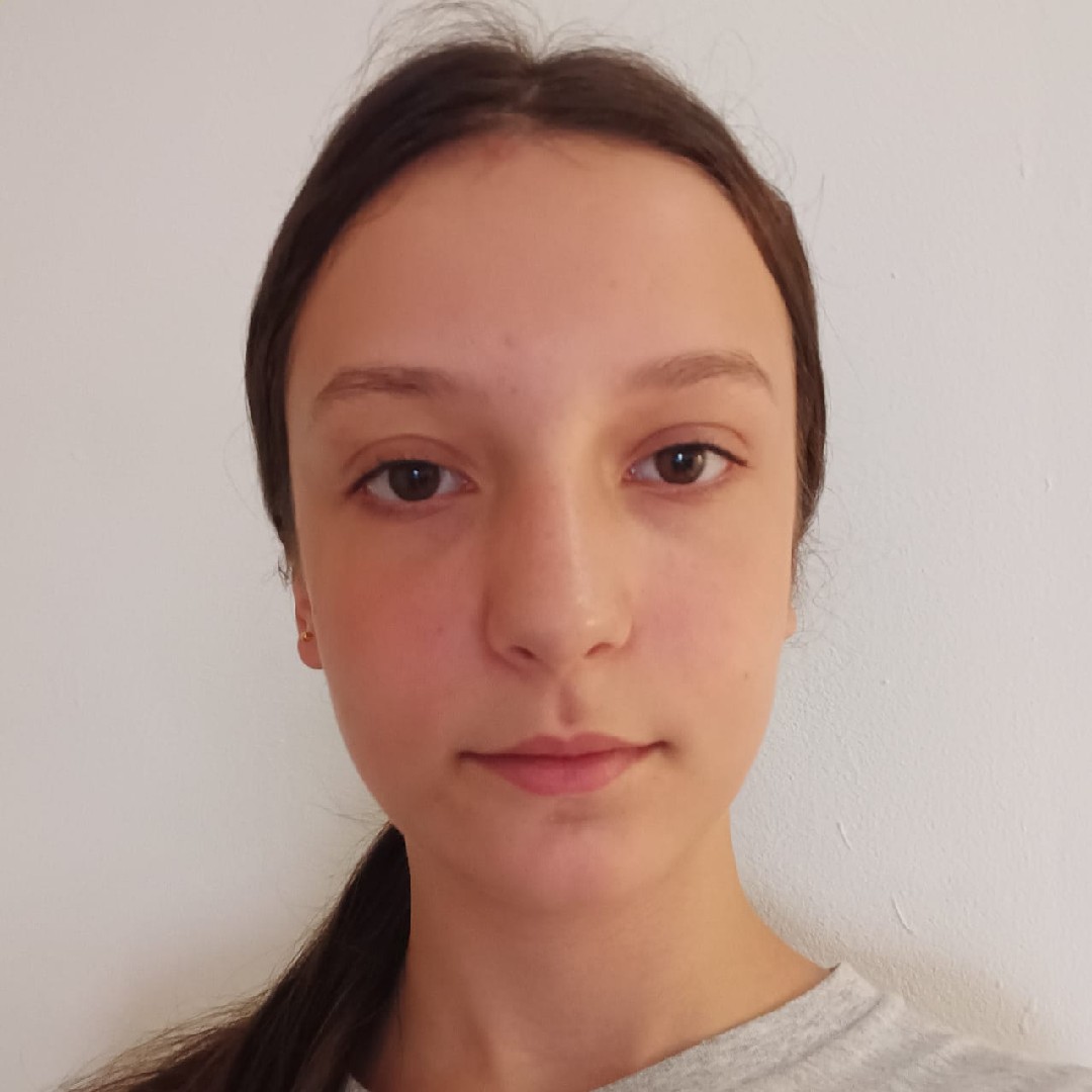 XÈNIA ONTIVEROS ALBERO