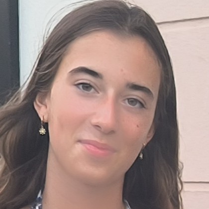 CLAUDIA SANCHEZ URBANO
