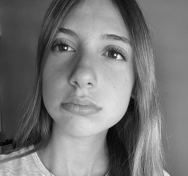 AMAYA SALADINO VIVES