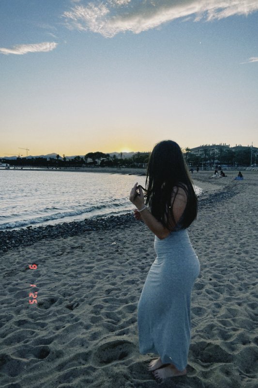 PAULA BENACH BARRIOPEDRO