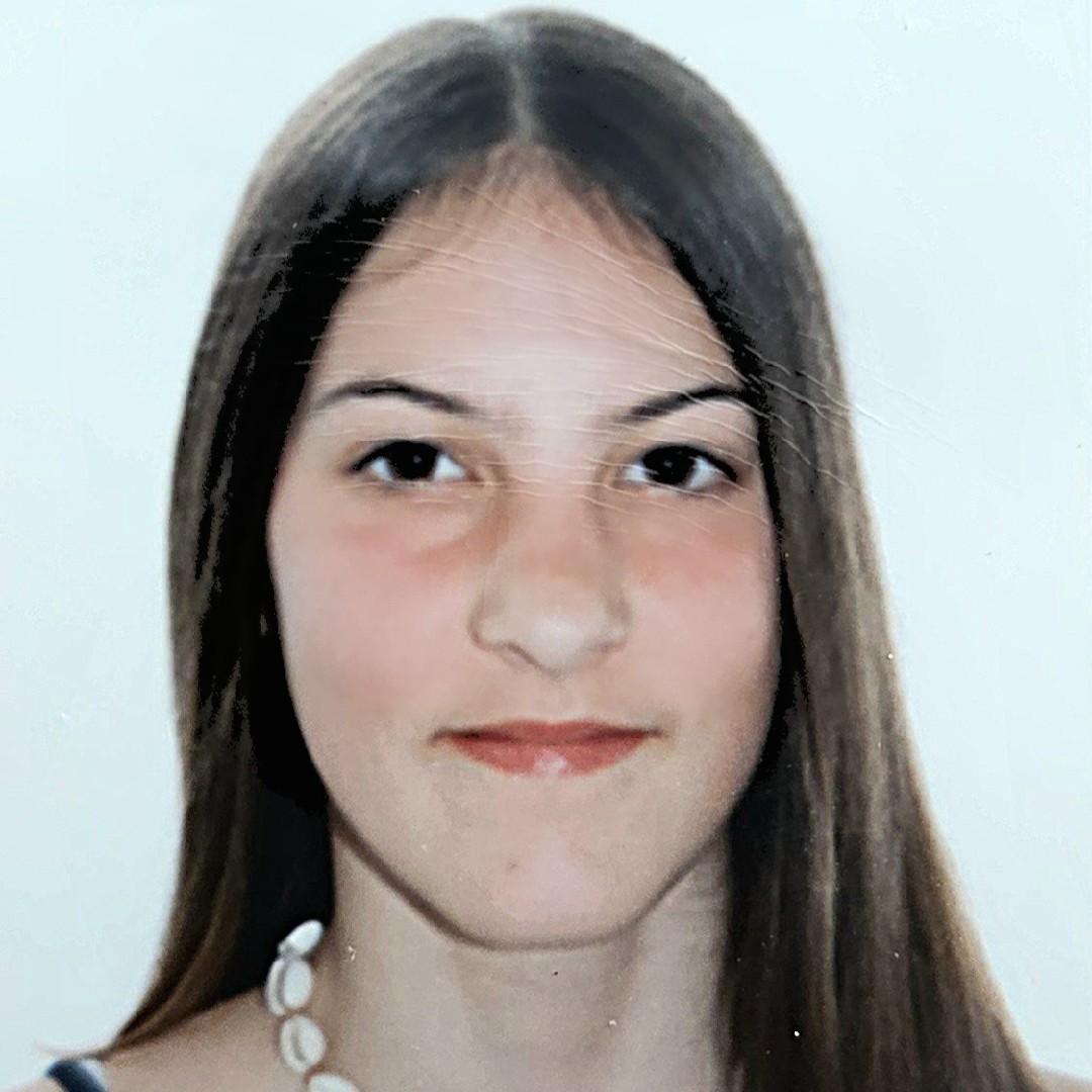 CLÀUDIA MILLET GARRIGOSA