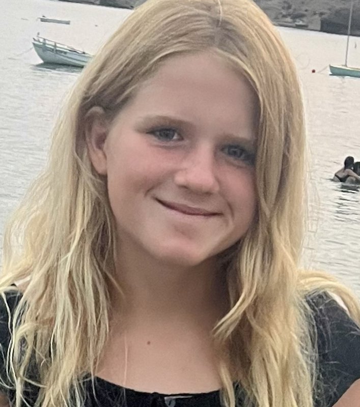 OLIVIA BARO KUPER