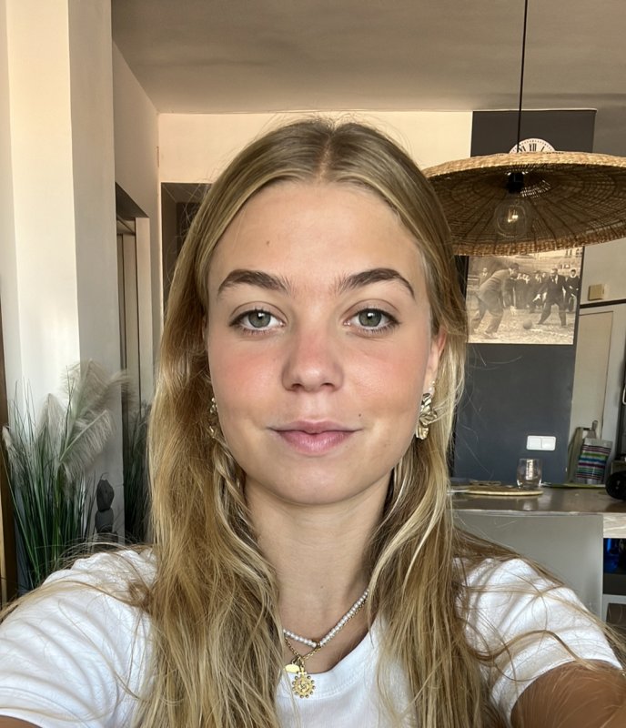 AMAIA TERESA JOËLLE NAUDON 