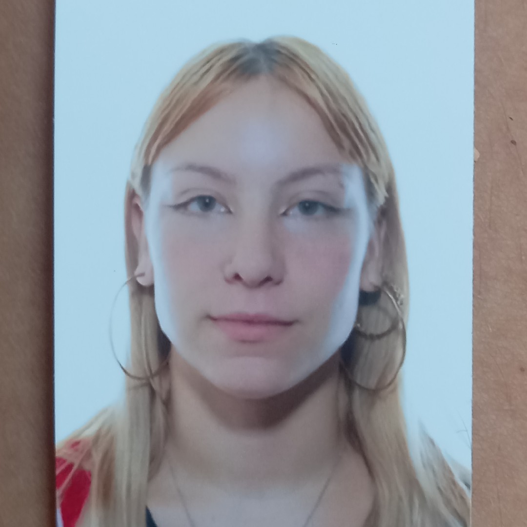 GLORIA ESTHER LOPEZ AROS
