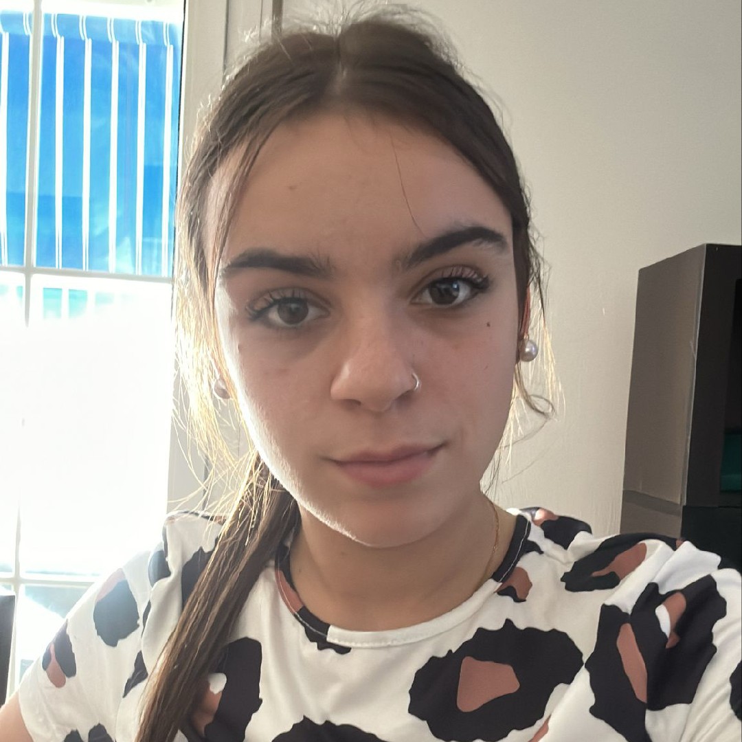 AINHOA VICENTE HERNANDEZ