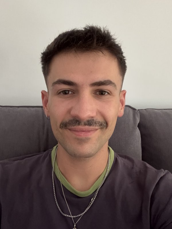 RAIMON CASANOVAS ZAPATA