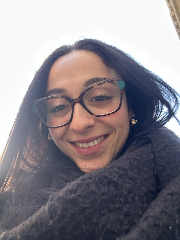AINHOA LAUZARA GARCIA