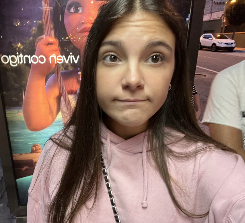 JANA ARAUJO FERNANDEZ