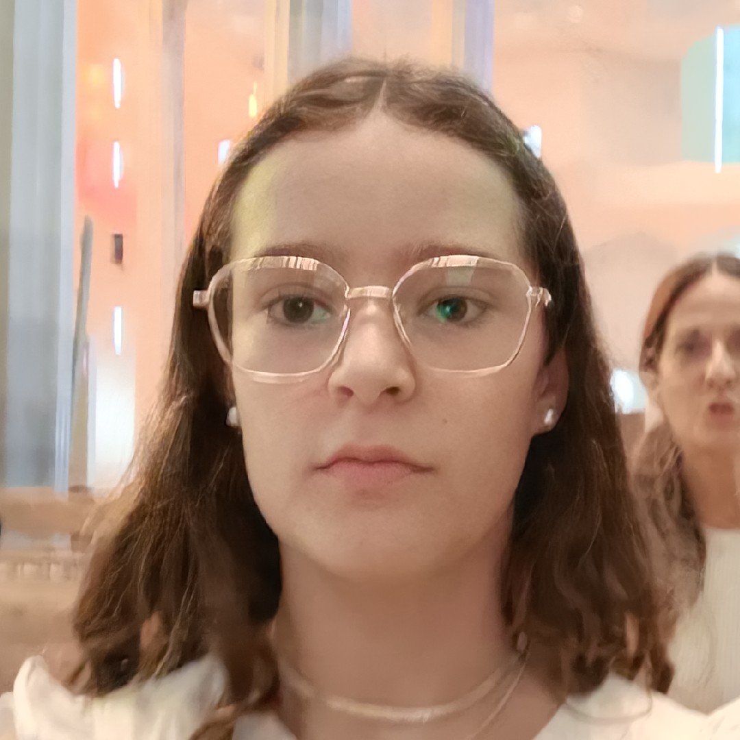 CLÀUDIA CAÑADAS CABRERA