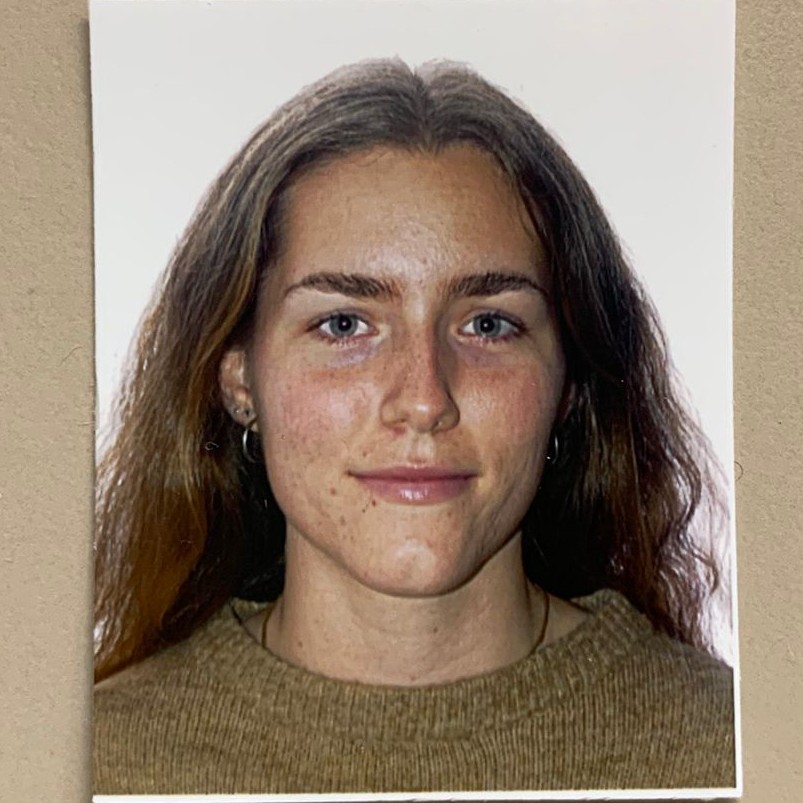 AINA OLESTI DOMINGO