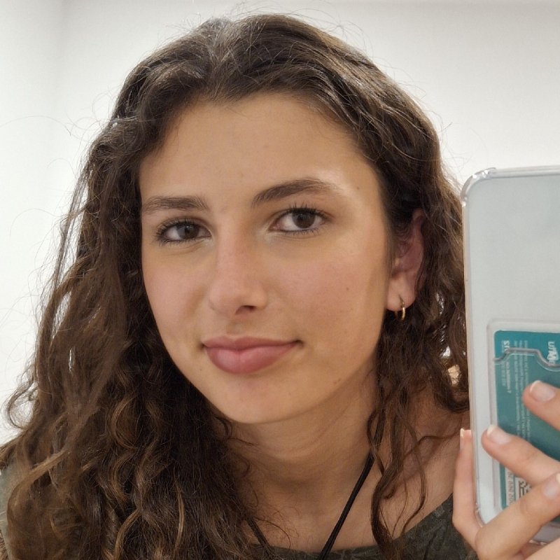 VALENTINA ALBA FERNANDEZ MERESMAN