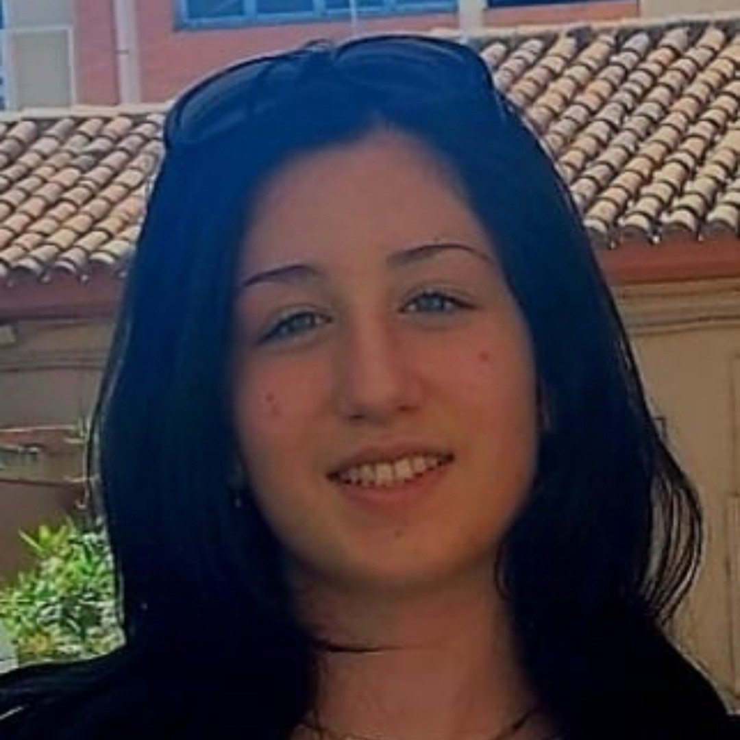 ISABEL BURDIO VILLUENDAS