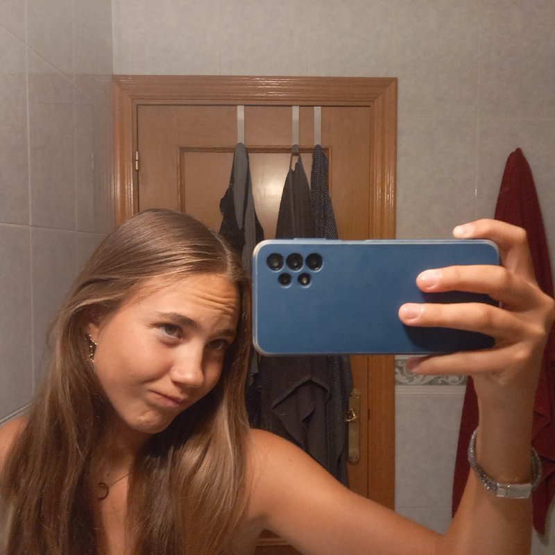 PAULA NOVELLAS VIDAL