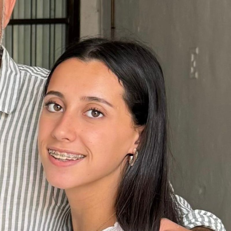 MARTA OLIVEROS CASTILLO