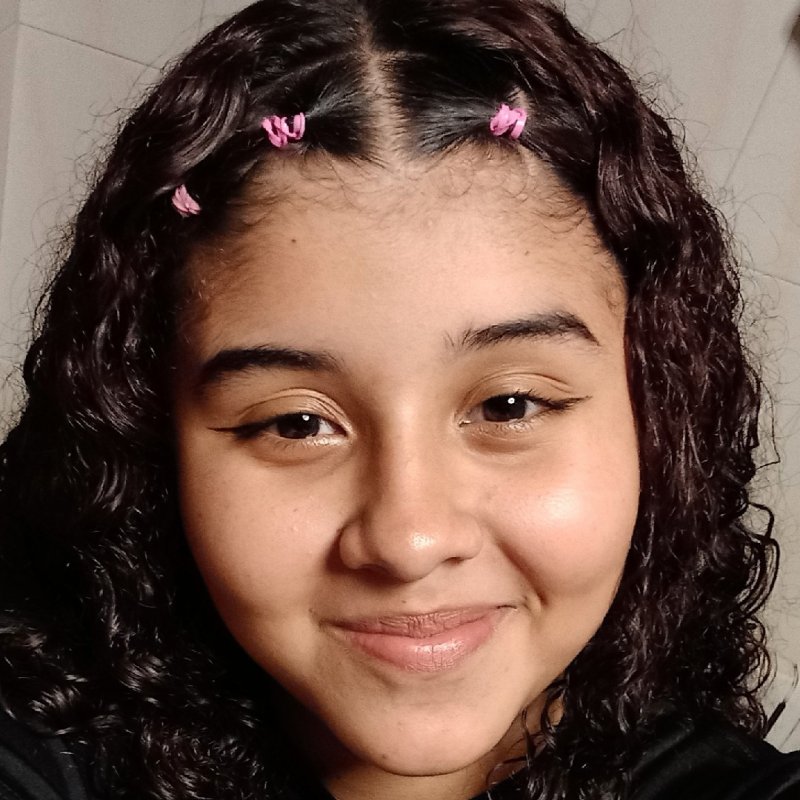 VICTORIA VALENTINA BERNARDETH PICO HERNANDEZ