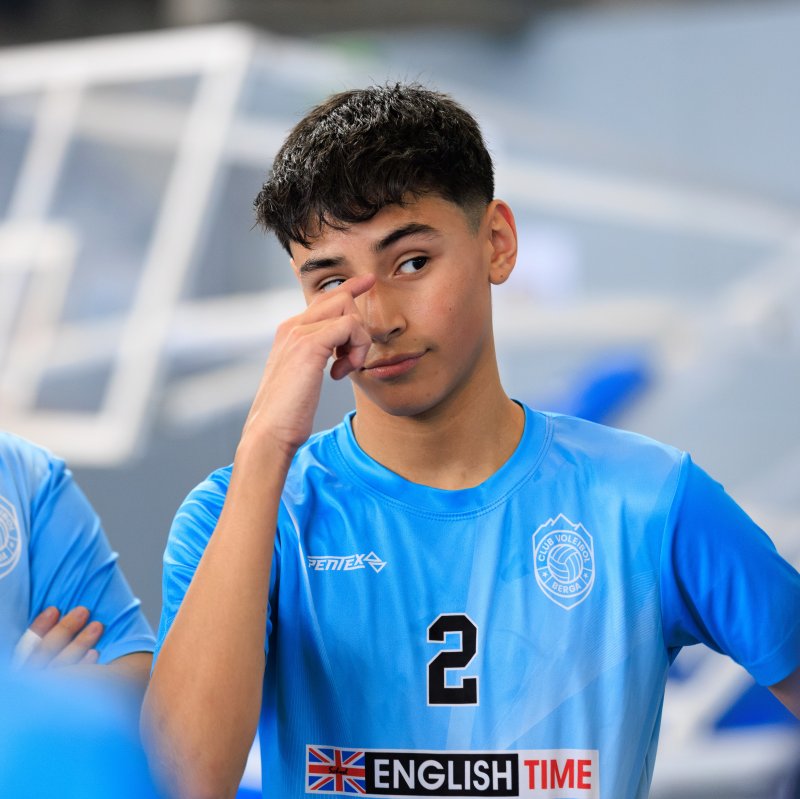 SEBASTIAN PUIN VELEZ