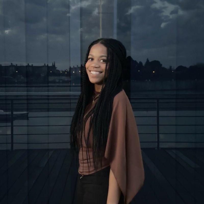 NOELIA FURTADO BORGES