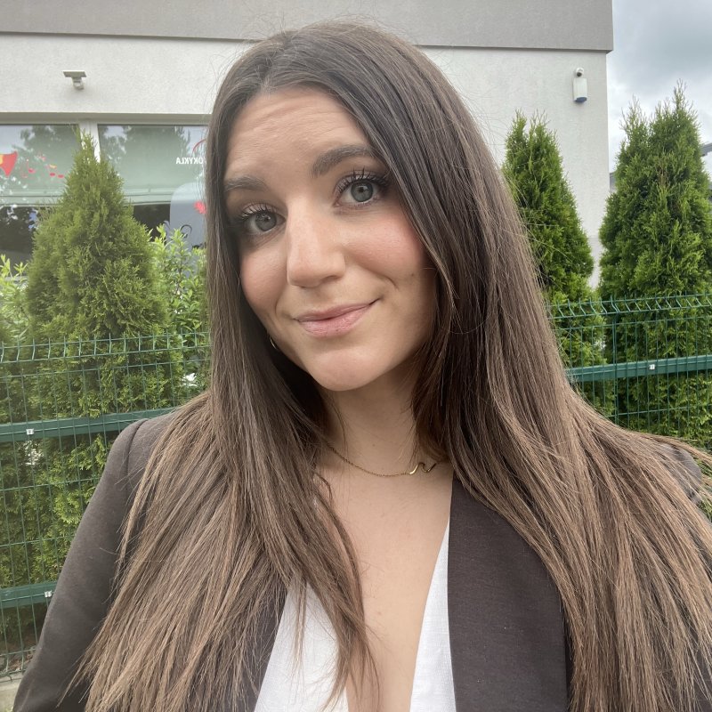 JULIA BERNABE SERRA