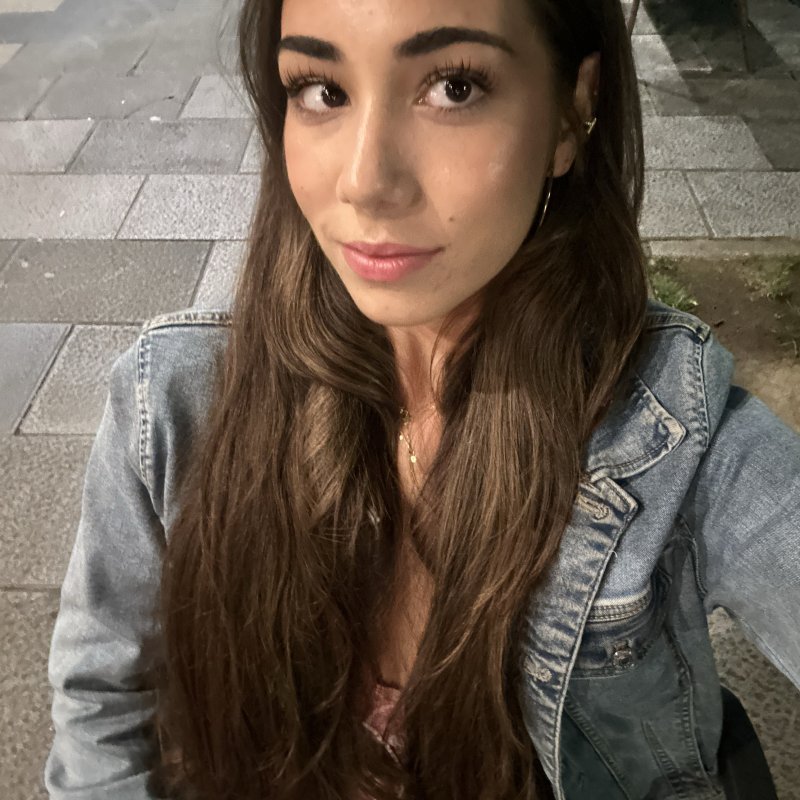 MARTINA MANZANO CASADEMUNT