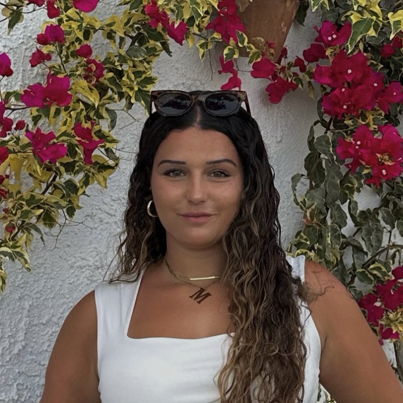 JULIA MOLINA ORTEGA