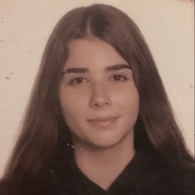 EMMA GARCIA CSABA