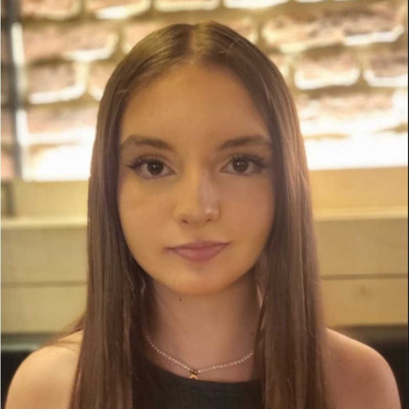 CANDELA SANTIAGO SANCHEZ