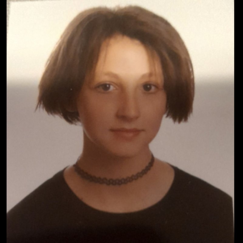 CLAUDIA LEMOS MUÑOZ