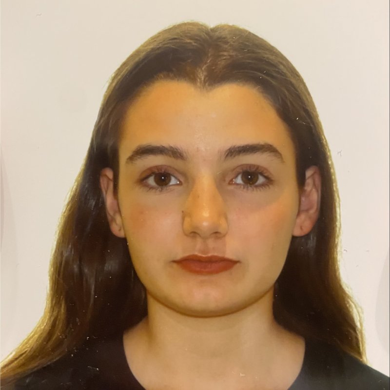 LUIZA HUVOS PESSANHA