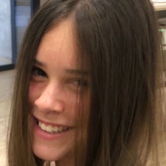 ANA IGNEZ  ALCANTARA LINDNER