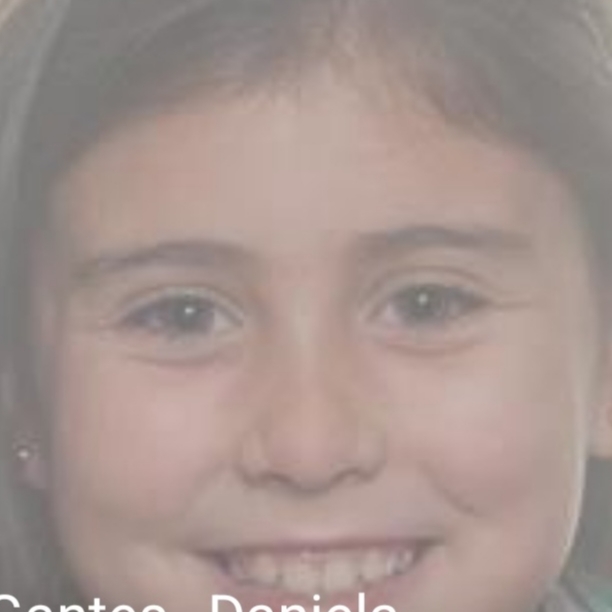 DANIELA  ARROJO GANTES