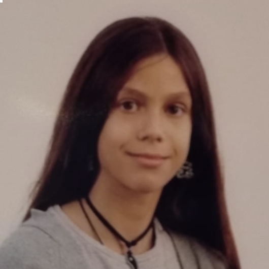 PAULA VICENTE CADAHIA 