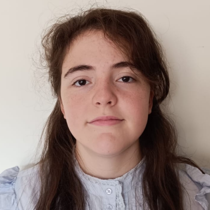 CAROLINA LEON BALLESTEROS