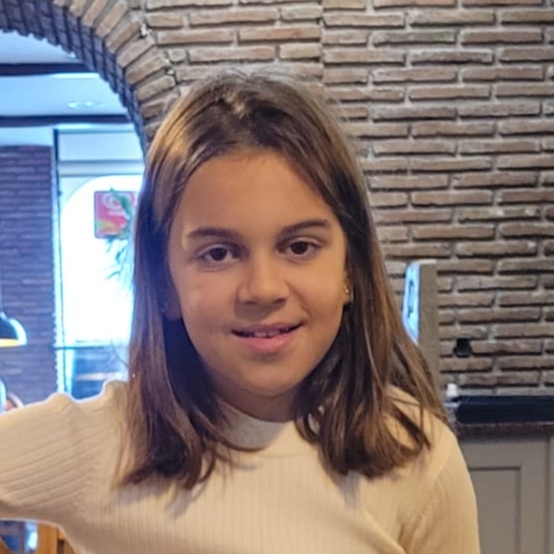ANA MOREDA LOPEZ
