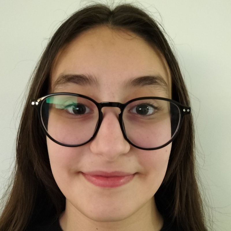 LUCIA  ENRIQUEZ FERNANDEZ 