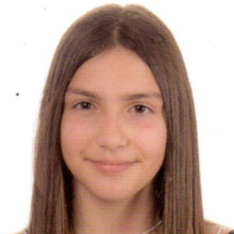 LUCIA PEREZ ALBORES